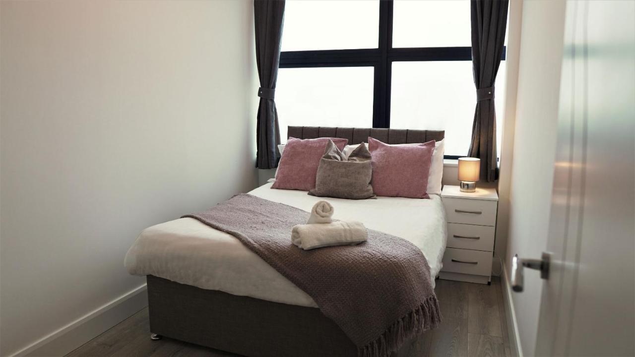 Sapphire House Apartments Telford Buitenkant foto