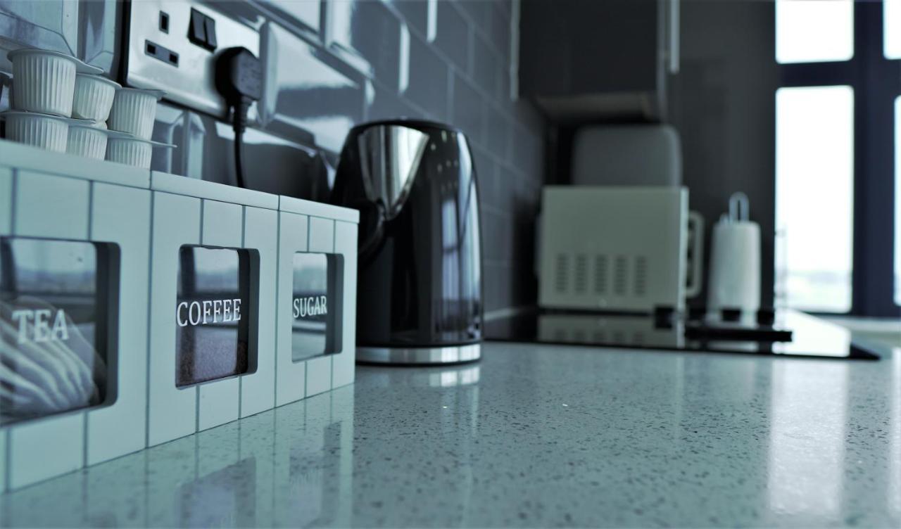 Sapphire House Apartments Telford Buitenkant foto