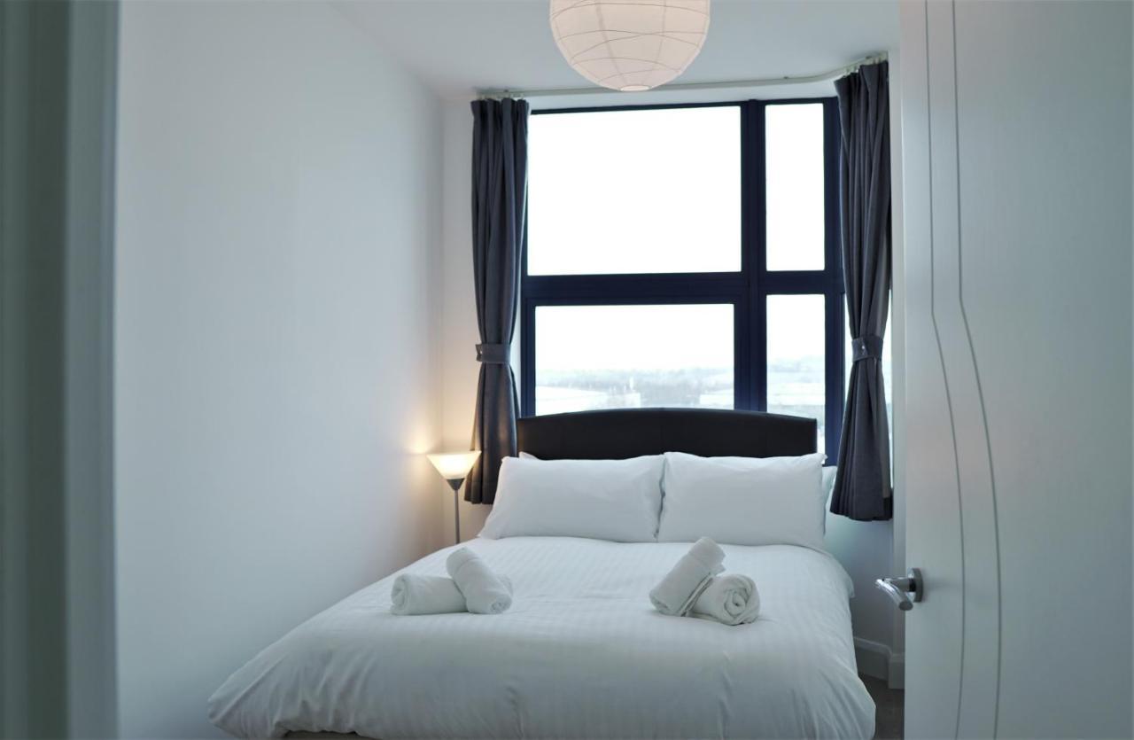 Sapphire House Apartments Telford Buitenkant foto
