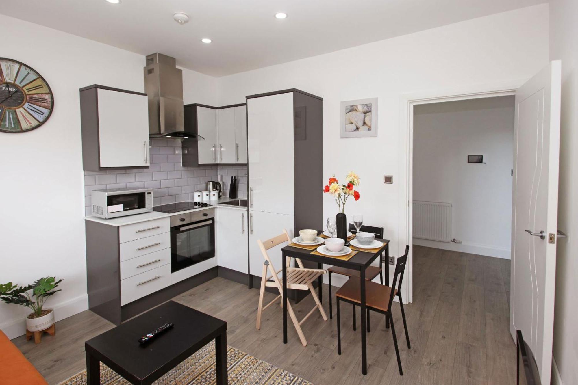 Sapphire House Apartments Telford Buitenkant foto