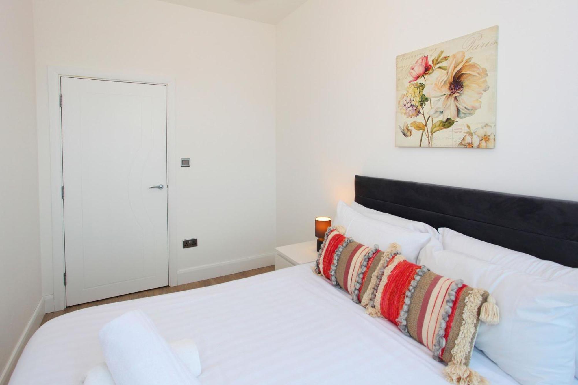 Sapphire House Apartments Telford Buitenkant foto