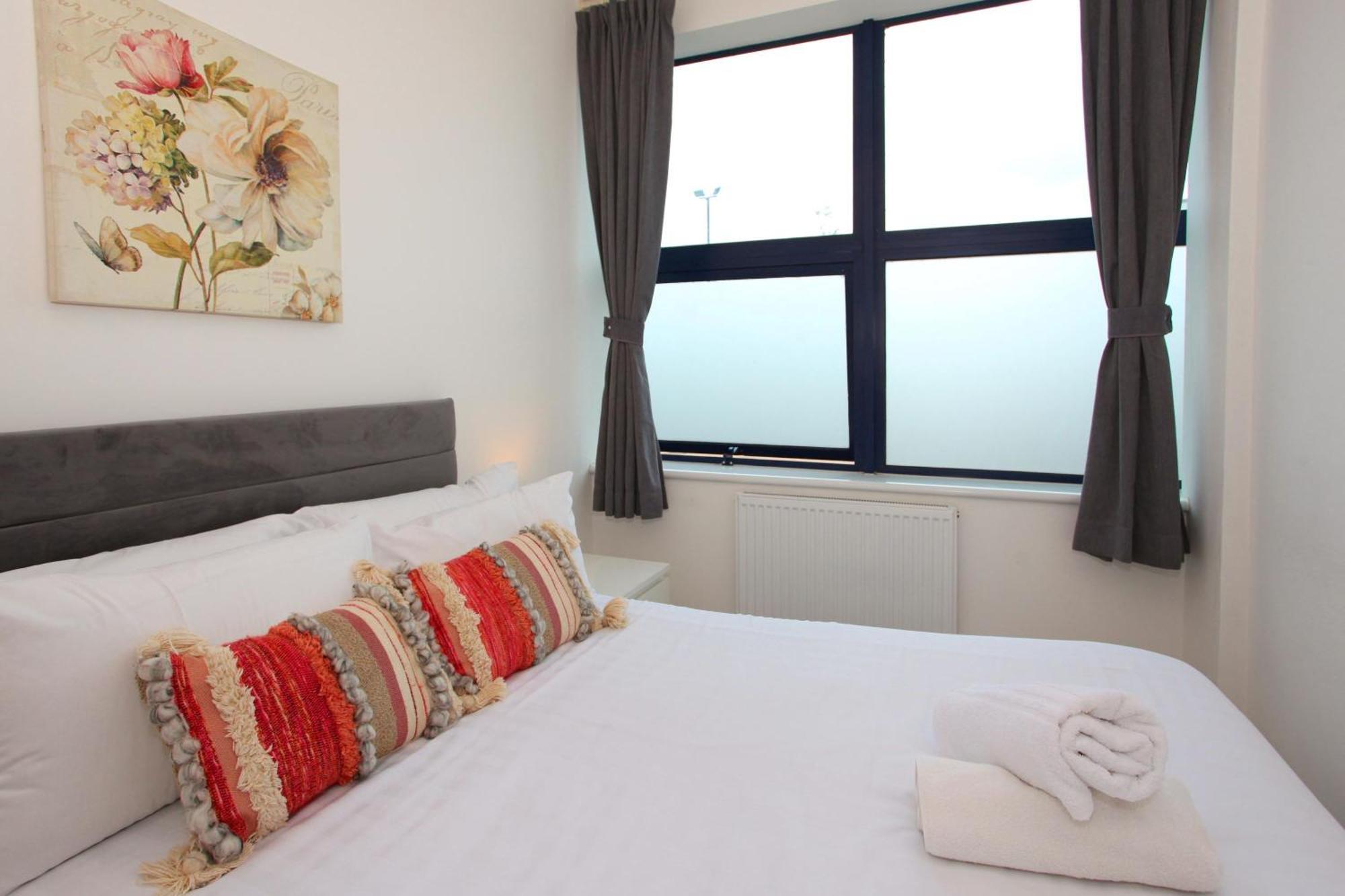 Sapphire House Apartments Telford Buitenkant foto