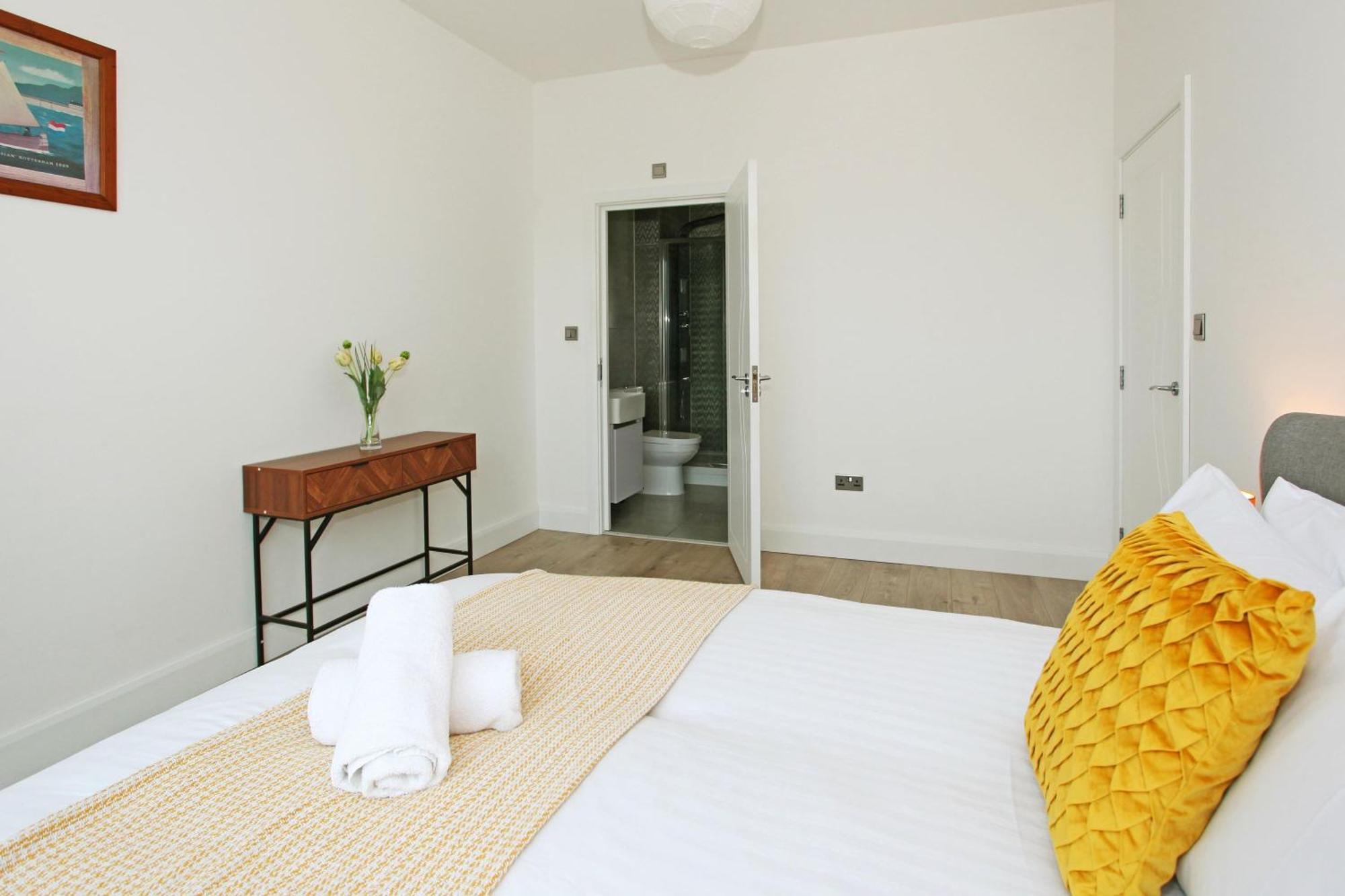 Sapphire House Apartments Telford Buitenkant foto